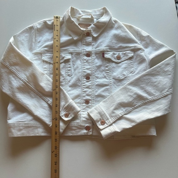 Levi Strauss Jackets & Blazers - EUC White Original Levi Strauss Trucker Jacket with Copper Colored Buttons (C1)